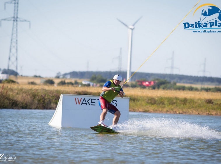 Dzika Plaża WAKE